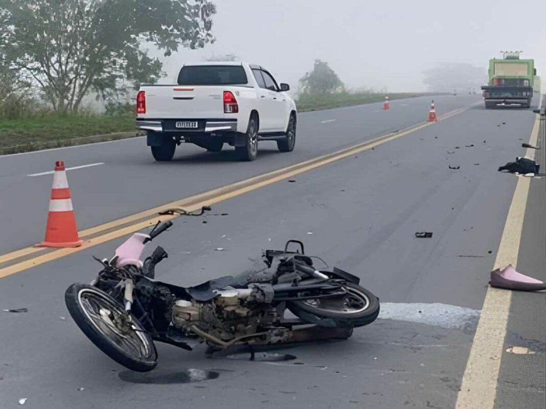 Colis O Entre Motos E Carreta Resulta Em Duas Mortes Em S O Mateus