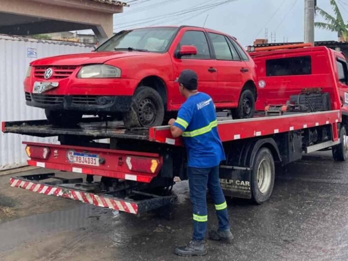 veículo abandonado aracruz