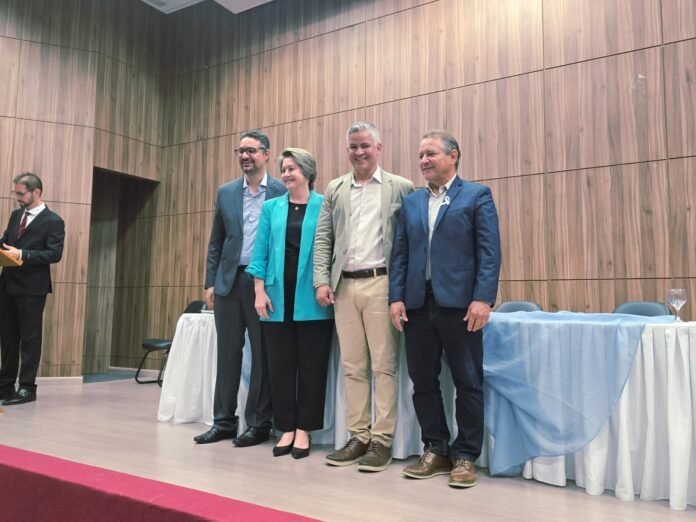 b8e534fa-11a3-4886-aa0b-8e5199c8c226