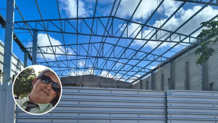 wilson-dos-reis-de-jesus-de-59-anos-estava-a-cerca-de-5-metros-de-altura-em-uma-escada-3205029-article